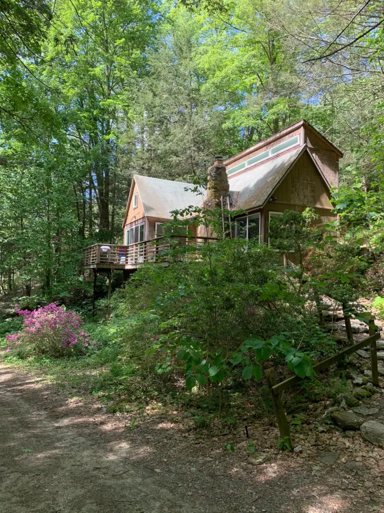 Romantic Forest Cabin Connecticut
