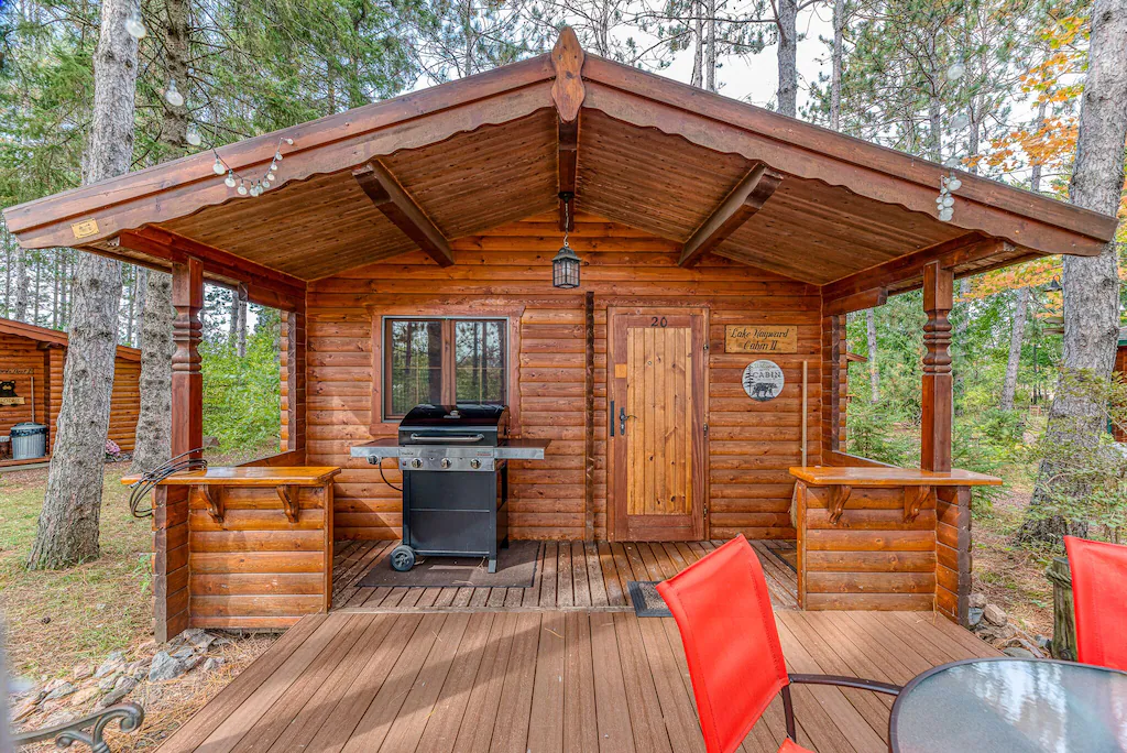 Authentic German Log Cabin in Hayward