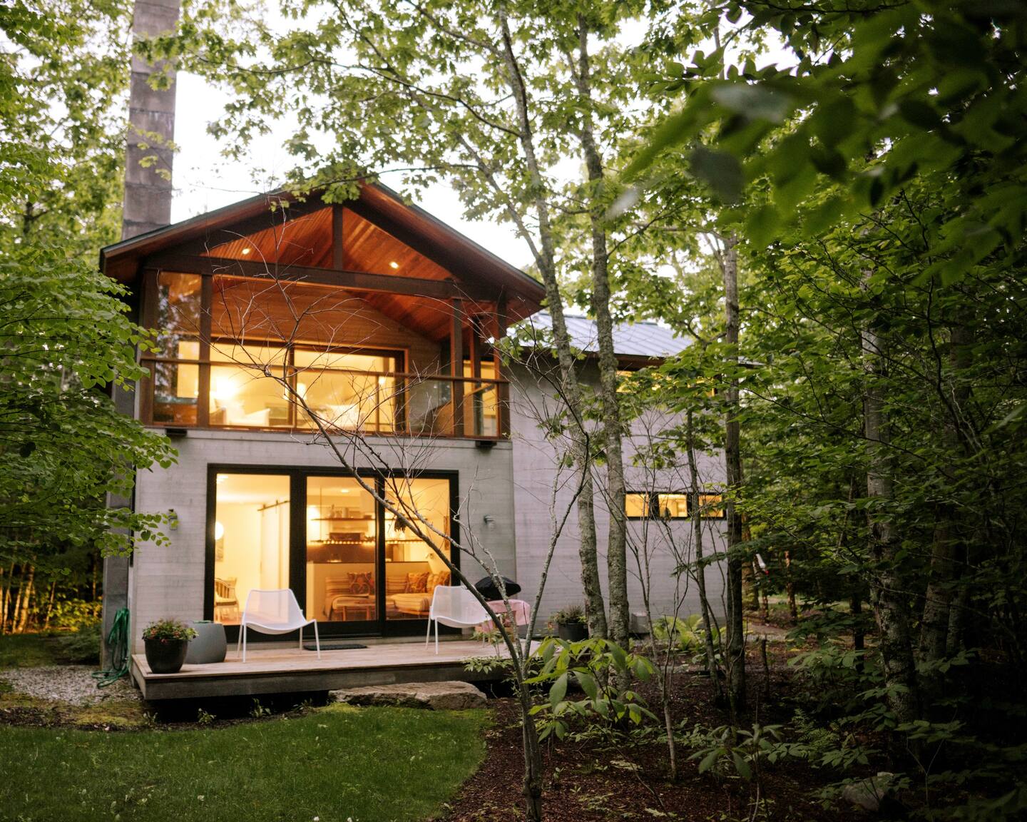 Secluded Cabin Rental in Maine