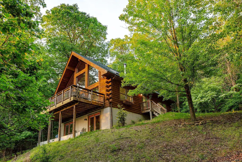  Sunny Streams Mountaintop Cabin