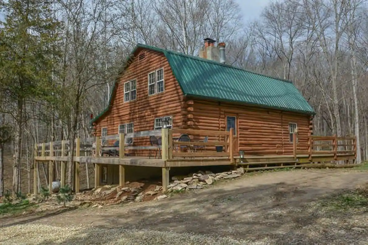 Log Home on 17 Acres